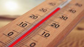 VIDEO Vremea extremă nu iartă pe nimeni! Temperatura din termometre a atins 53 de grade în India